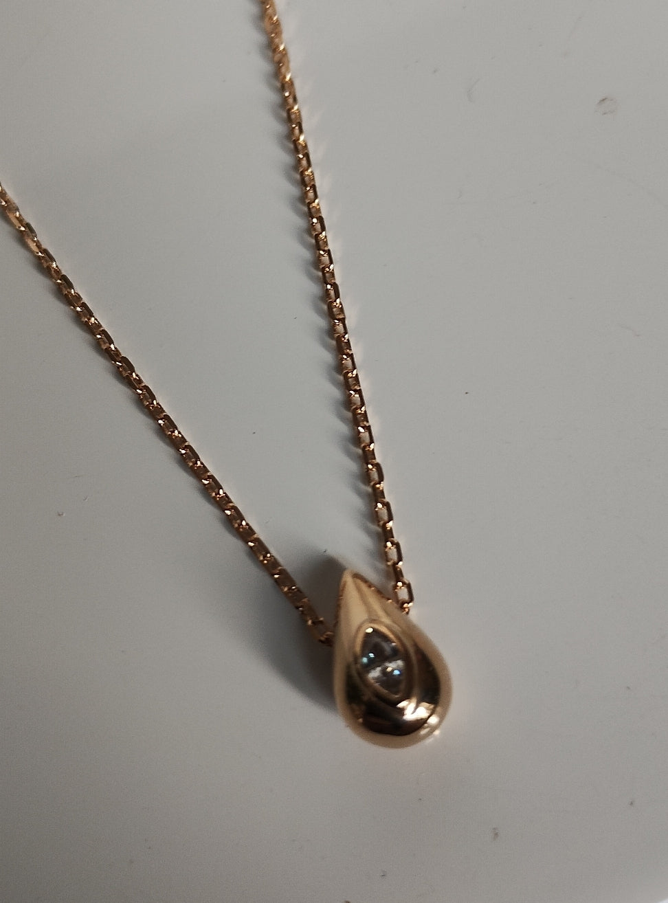 COLLIER PLAQUE OR 750 - 3 MICRONS